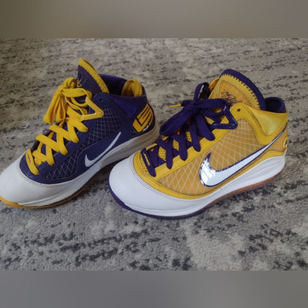 LeBron "Media Day" 3.5Y